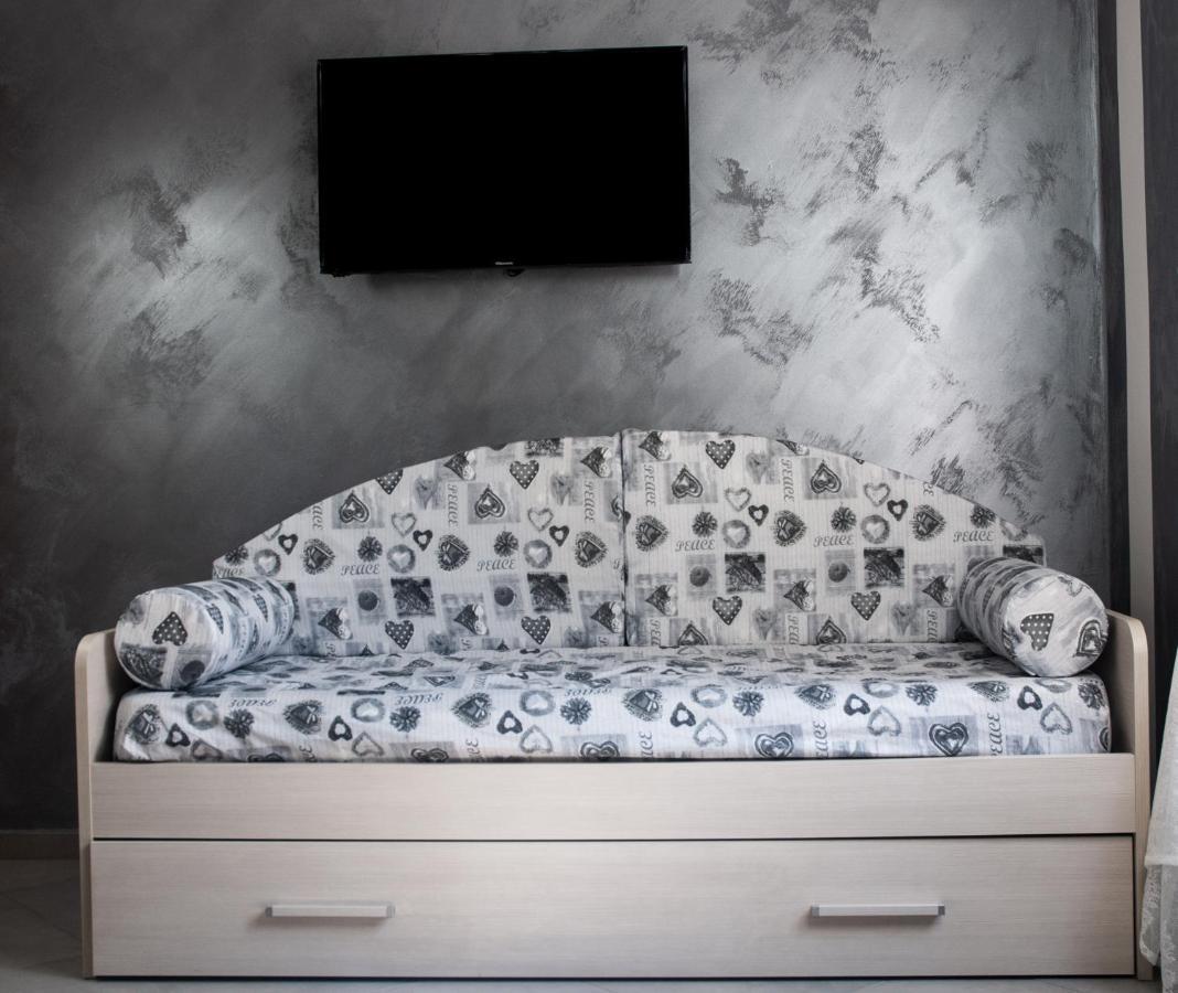 Voglia Di Napoli Bed & Breakfast ภายนอก รูปภาพ