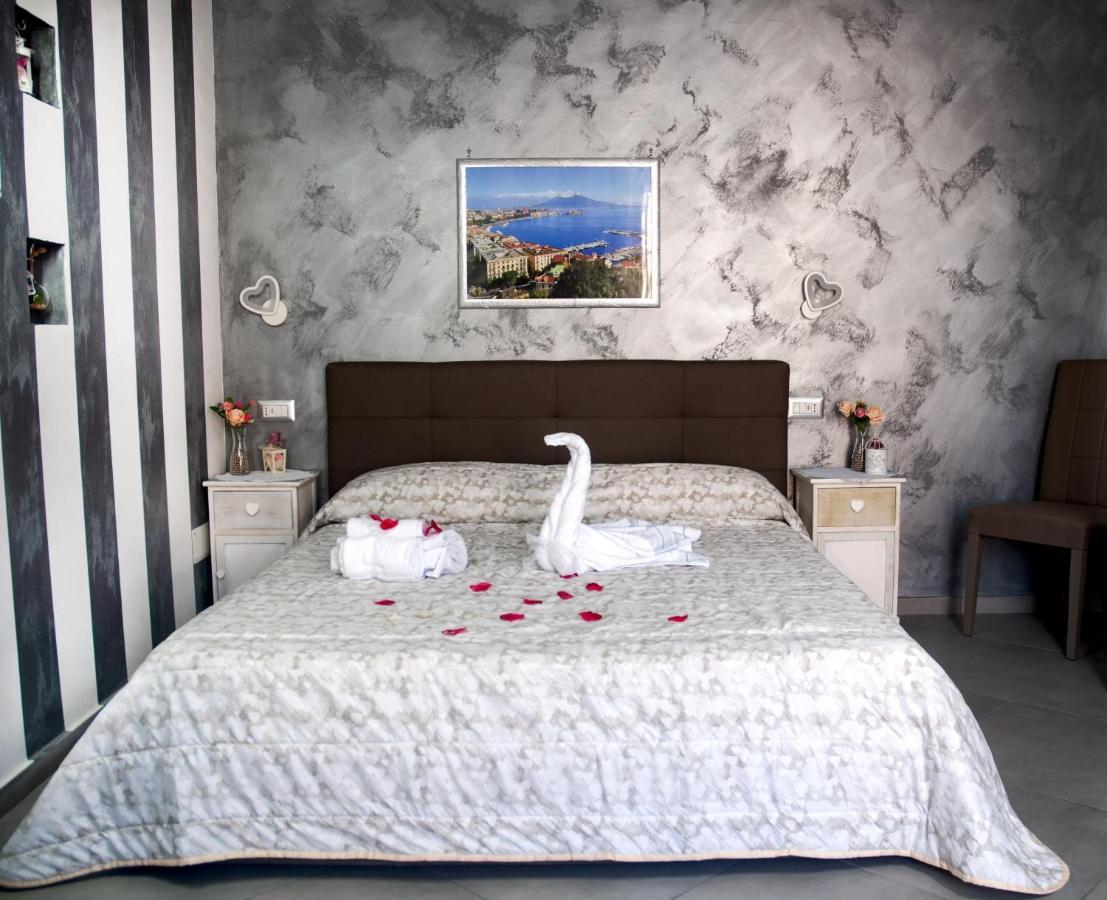 Voglia Di Napoli Bed & Breakfast ภายนอก รูปภาพ