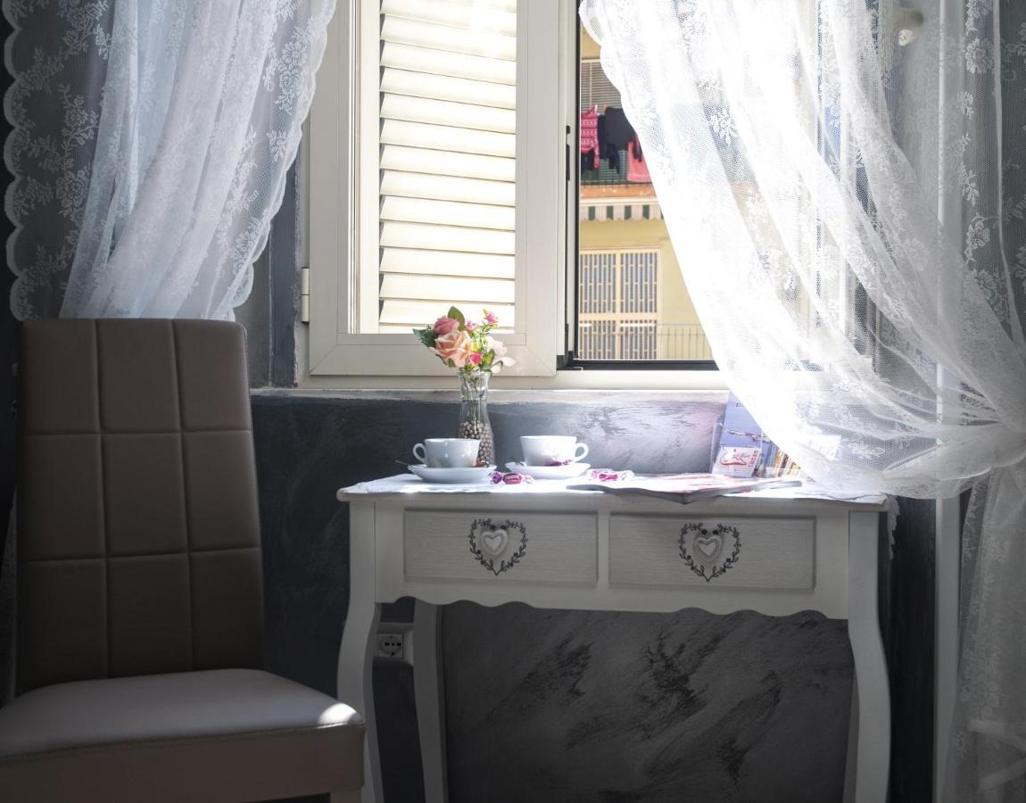 Voglia Di Napoli Bed & Breakfast ภายนอก รูปภาพ
